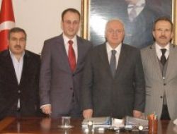 Ak Parti Denizli'nin Yeni Yönetimi Vali Erkmen’i Ziyaret Etti