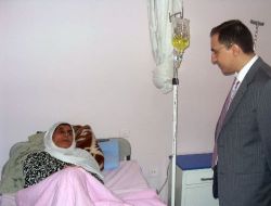 Eruh Kaymakamı Dalkıran, Şehit Korucunun Eşini Hastanede Ziyaret Etti!