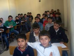 Silopi'de 238 Öğrenciye Ücretsiz Eğitim Veriyor