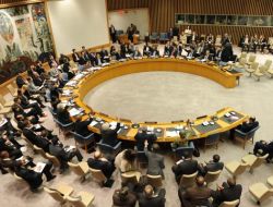 BM Kaddafi’nin Malvarlığını Dondurdu