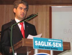 Sağlık-sen Şube Başkanı Lökoğlu: Sağlık Çalışanı Şiddeti Değil Teşekkürü Hak Ediyor