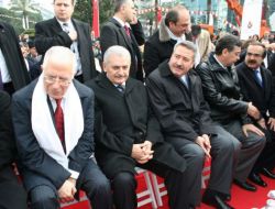 İzmir-İstanbul Otoyolu'nun Temeli Atıldı