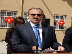 Van'da 270 Bin Öğrenci Ve 7 Bin 500 Öğretmen Ders Başı Yaptı