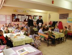 Minik Öğrencilere Verginin Önemi Anlatıldı