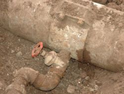 KAÇAK AKARYAKIT SATICILARINA OPERASYON