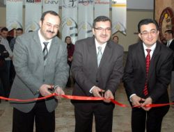 'Konya Fotoğrafları' Sergisi Selçuk İletişim'de Açıldı