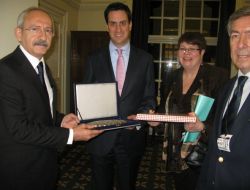 Kılıçdaroğlu, İngiltere Parlamentosu’nda Ak Parti’yi Hedef Aldı