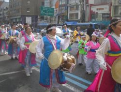 Güney Kore’de Bağımsızlık Günü Coşkusu