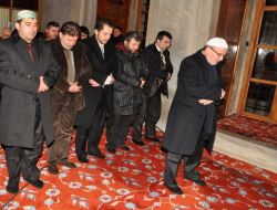 ERBAKAN İÇİN KUR’AN OKUTULDU!