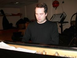 İsveç’in Harika Çocuğu Piyanist Jablonski İstanbul’u Besteleyecek