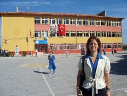 Mezun Olduğu Okula 20 Yıl Sonra Öğretmen Olarak Döndü