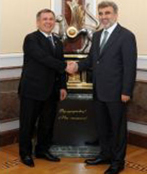 TATARİSTAN CUMHURBAŞKANI MİNNİHANOV