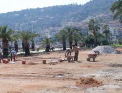 Alanya’da Ressamlara Meydan Yapılıyor