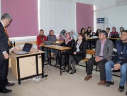"Bir Şey Olmaz Demeyin, Çocuk İnternetten Gördüğü Olumsuz Figürü Belleğinden Atamıyor"