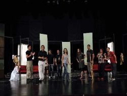 Şehir Tiyatroları 8 Ekim'de Perde Açıyor