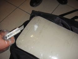 DOĞUBAYAZIT'TA 12KG METAMFETAMİN UYUŞTURUCU ELE GEÇİRİLDİ