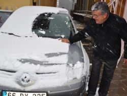 Yozgat’ta Kar Yağışı Kenti Beyaza Bürüdü