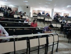 Özel Aziziye Anadolu Ve Fen Lisesi Öğrencileri Üniversitede Deneme Sınavına Girdi