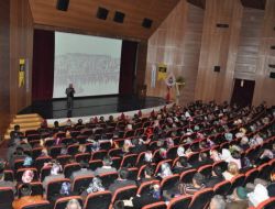 Uğurluel: Hacca Ve Umreye Bilerek Gidin
