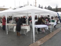 Eskişehirli Kadınlar Kendi Pazarlarını Kurdu
