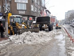 Belediyenin Karla Mücadele Çalışması Aralıksız Devam Ediyor