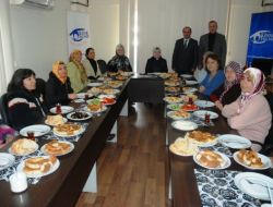 Psikolog Güngör: Peygamberleri Doğuran Analardır, Analar Toplumun Direğidir