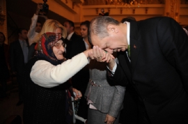 KADINA ŞİDDETE TOLERANS YOK!