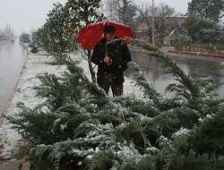 ANTALYA’YA KAR YAĞDI