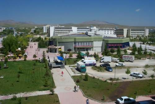 Üniversite Hocalarının Maaşlarını Zimmetine Geçiren Mutemet ve Yardımcılarına Soruşturma!.
