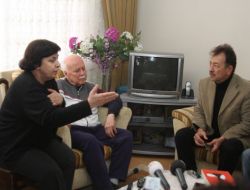 Chp’liler Şık'ın Annesini Ziyaret Etti