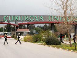 Kaloriferler Yanmayınca Üniversiteliler Soğukta Ders Yapıyor