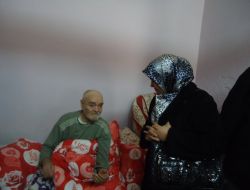 Sevgi Kadınlar Derneği'nden Ailelere Gıda Yardımı
