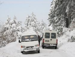 ULUDAĞ YOLUNDA ZİNCİR ÇİLESİ