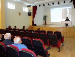 Milli Şair, Cezaevinde Panelle Anıldı