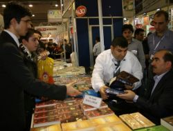 Yazar Haylamaz'ın ‘bizim Firavun’ Kitabı İlk Kez Bursa Okuruyla Buluştu