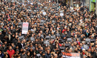 Gazetecilerden bir eylem daha