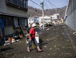 Japonya'da Deprem ve Tsunami