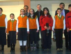 Sts’de Birinci Olan Öğrenciler Ödüllendirildi