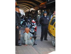 Zabıta Turistleri Rahatsız Eden Dilencileri Şehir İçine Sokmayacak