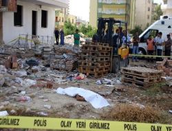Erdemli'de 8. Kattan Düşen İnşaat İşçisi Hayatını Kaybetti