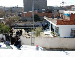 Gazetecilere Sokakta Dayak