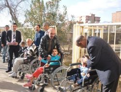 Silopi Kaymakamlığı 17 Özürlü İle 1 İşsiz Gencin Yüzünü Güldürdü