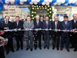 Demirdöküm Şanlıurfa'daki Teşhir Salonunu Açtı