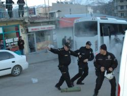 Tunceli'nde Gergin Saatler Yaşandı