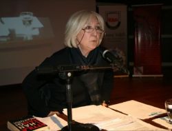 Devletin Üniversitesinde Gazetecilere 'Satılmış', Ayete 'Söz' Dendi