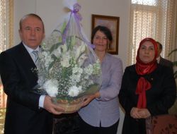 Isparta Valisi Oğuz: Şehit Aileleri İçin Bir Vakıf Kurulabilir