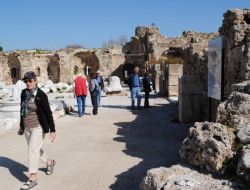 Yeni Turizm Sezonunda Side'de Arkeoloji Turizmi Damgasını Vuracak