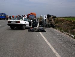 Taziye Ziyaretinden Dönen Aile Kaza Yaptı: 2 Ölü 5 Yaralı