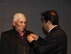 Şehit Yakınlarına Övünç Madalyası Verildi