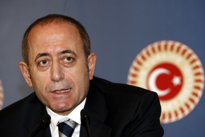 Bedelli tartışması devam ediyor!